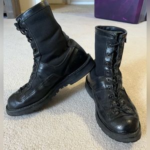 Danner Boots Style Acadia. Men’s 9 Width EE.